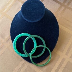 Vintage Green Bakelite  Bangle Set